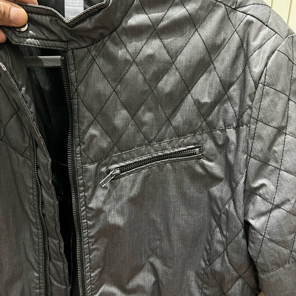 H&M nylon jacket. Size medium - Picture 4 of 5